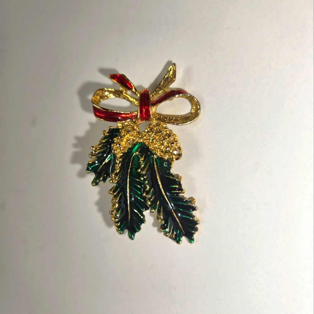 Vintage Metal Christmas Pin